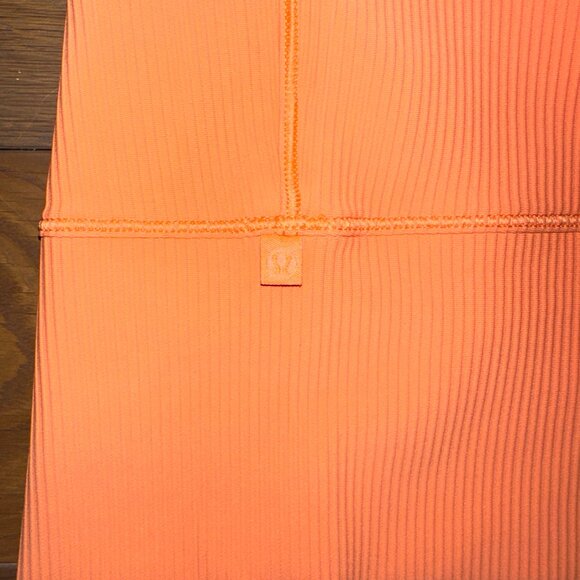Lululemon Power Pivot Ribbed Tank - Picture 7 of 7